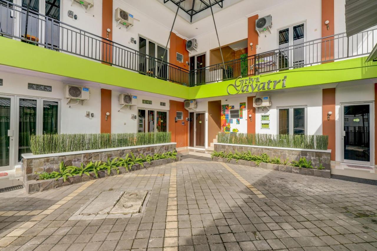 OYO 3496 Griya Gayatri Syariah Hotel Melati Bagian luar foto