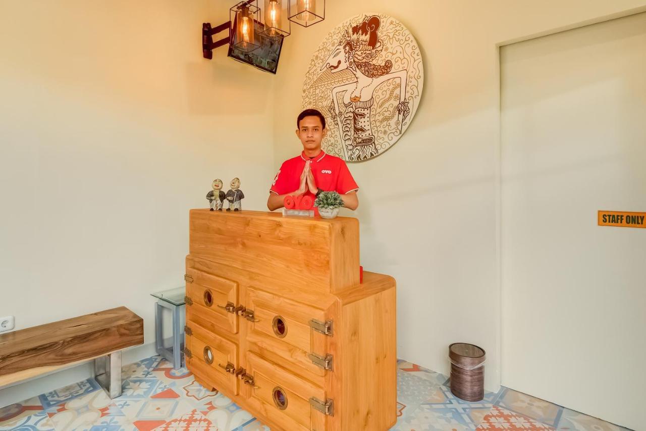 OYO 3496 Griya Gayatri Syariah Hotel Melati Bagian luar foto