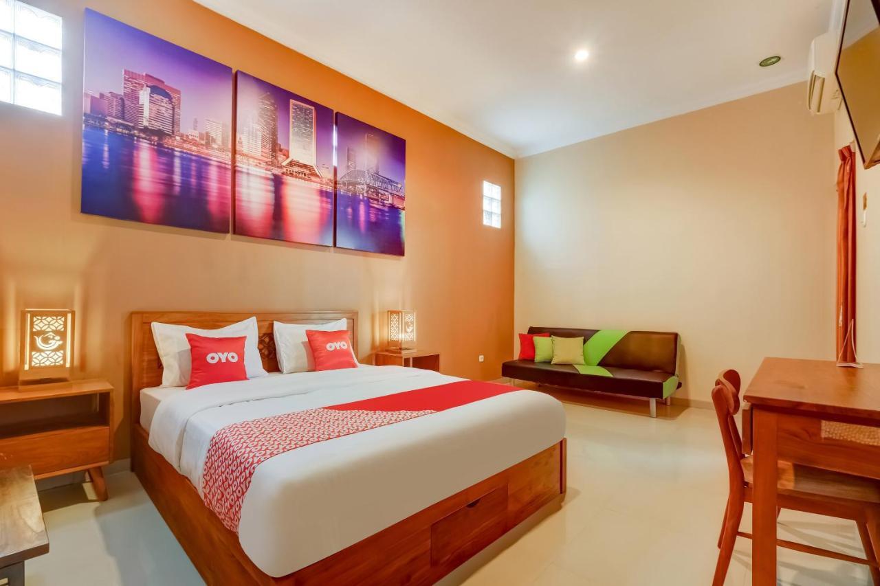 OYO 3496 Griya Gayatri Syariah Hotel Melati Bagian luar foto